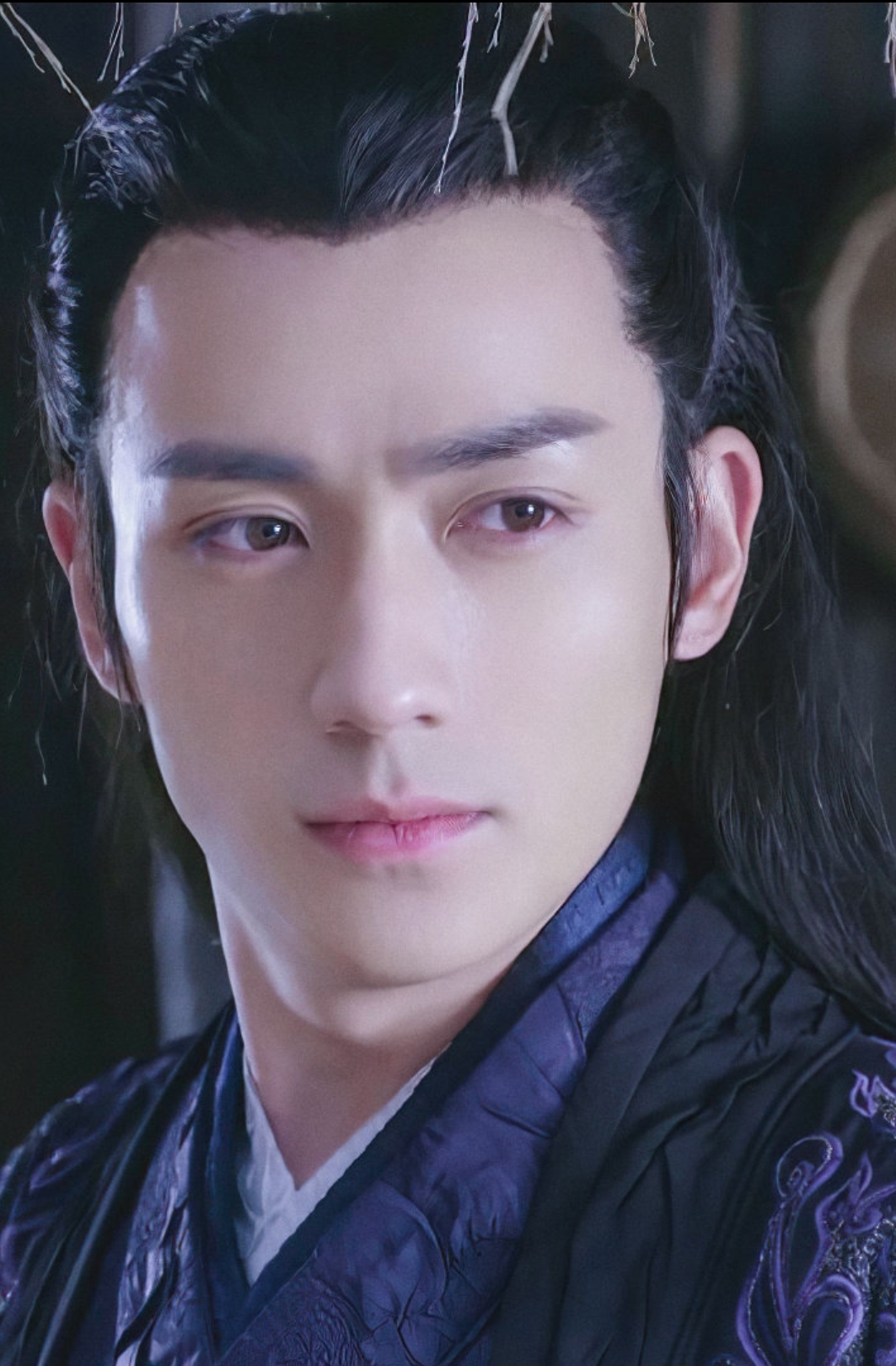 这张图为黑化后的连城璧《新边城浪子》里,我们看到朱一龙饰演的傅