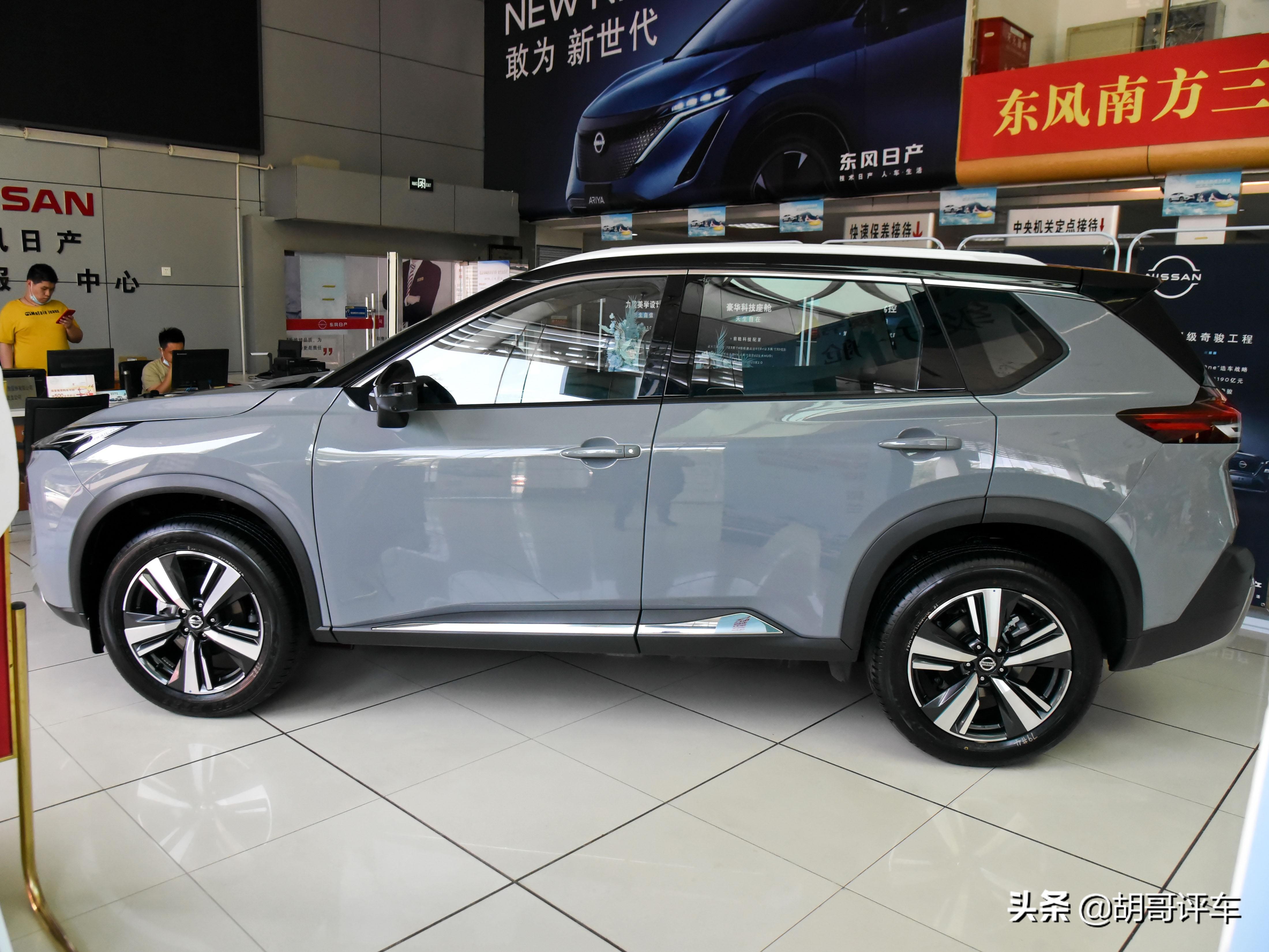 日本合资的紧凑型SUV，1.3T配四驱，配置不错，实拍奇骏