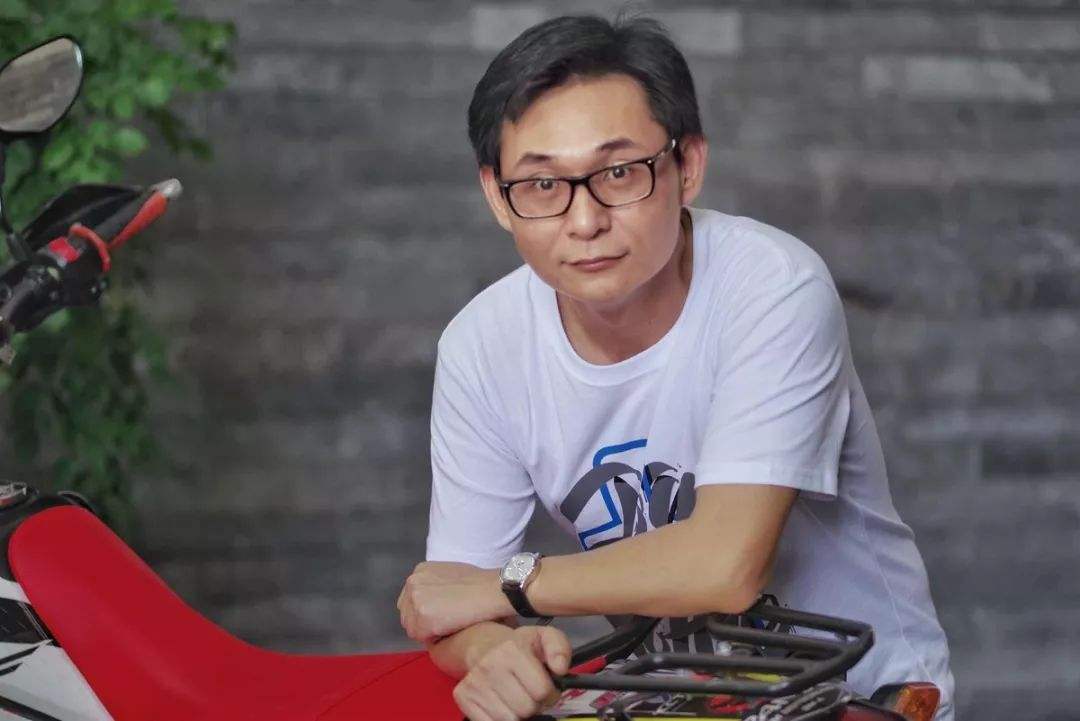 白酒掺进国漫和嘻哈，年入30亿！“青春小酒”真的只靠忽悠吗？