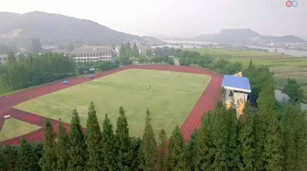 国产剧里的“贫穷女主”，明明一个都不穷啊！