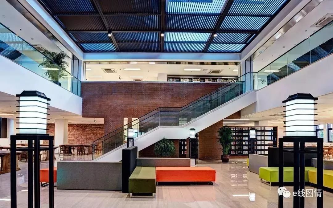 我国10大最美大学图书馆，各有特色令人神往，多图预警请欣赏