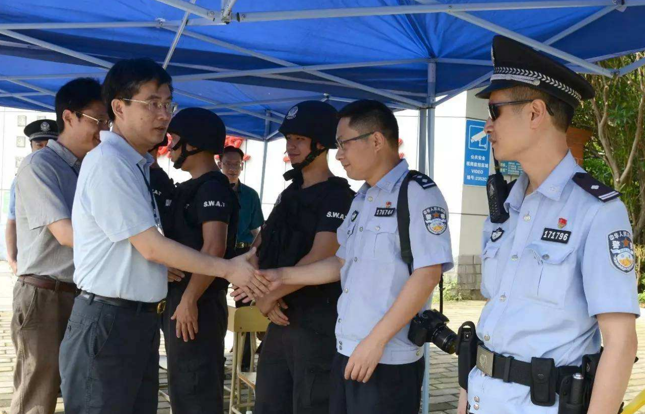 山西“坑蒙拐骗”的野鸡大学，人民日报曾报道，考生和家长要注意