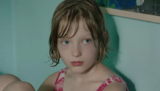 据导演真实经历改编：「儿童性侵」离普通人有多远？