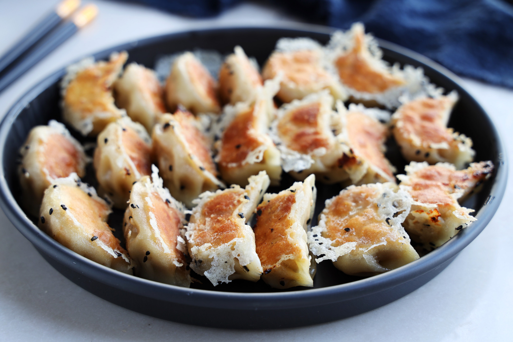 比锅贴还要好吃的特色煎饺 锅贴和煎饺有啥区别 - 情书号