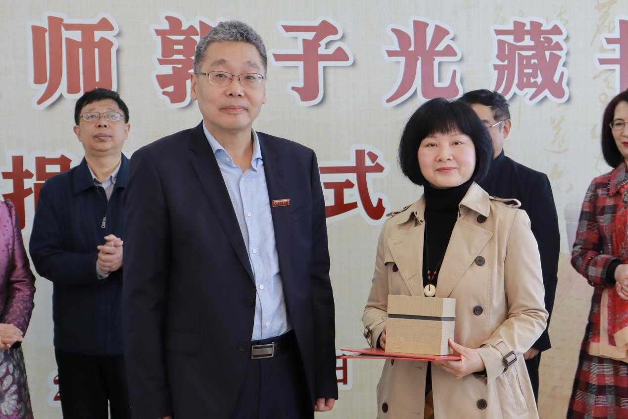 成都中医药大学迎65周年校庆 校友“花式”助力中医药事业发展