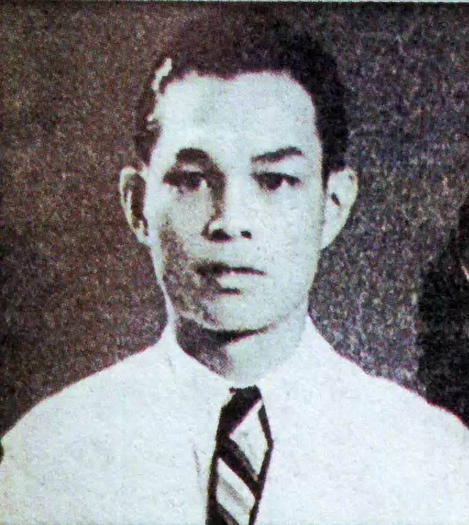 他是香港顶级富豪，为抗美援朝战争作出巨大贡献，去世时国旗盖棺