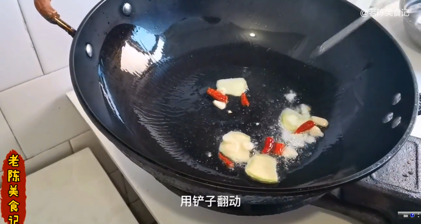 黄豆芽怎么吃（教你做简单易上手的黄豆芽）