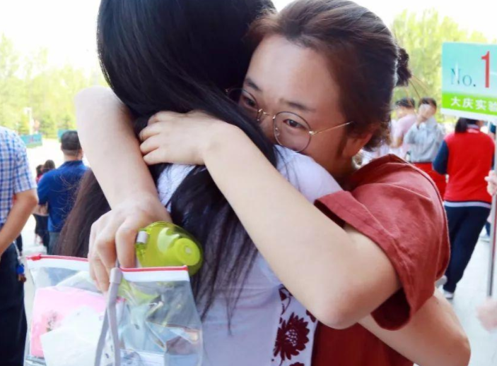 高考前的6个禁忌，家长不要轻易祝福考生，好心可能办坏事