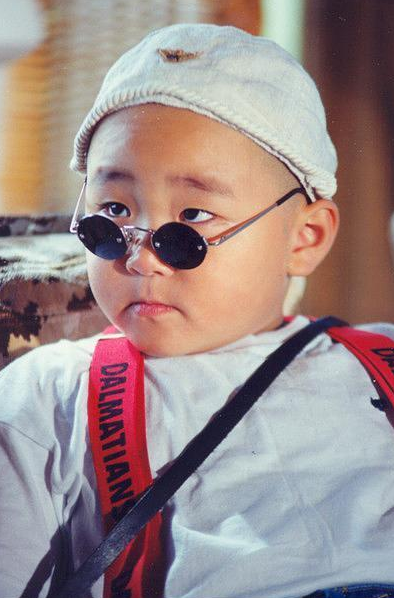 笑林小子郝劭文，幼年成名，被母亲败光千万资产之后靠低保度日