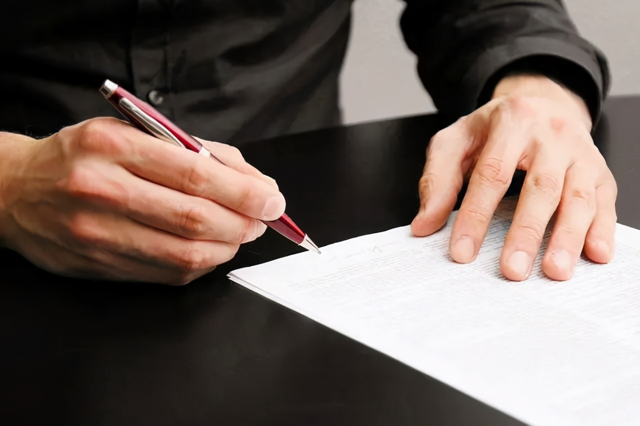 委托人嫌法院判决慢，连捅数刀致女律师身亡