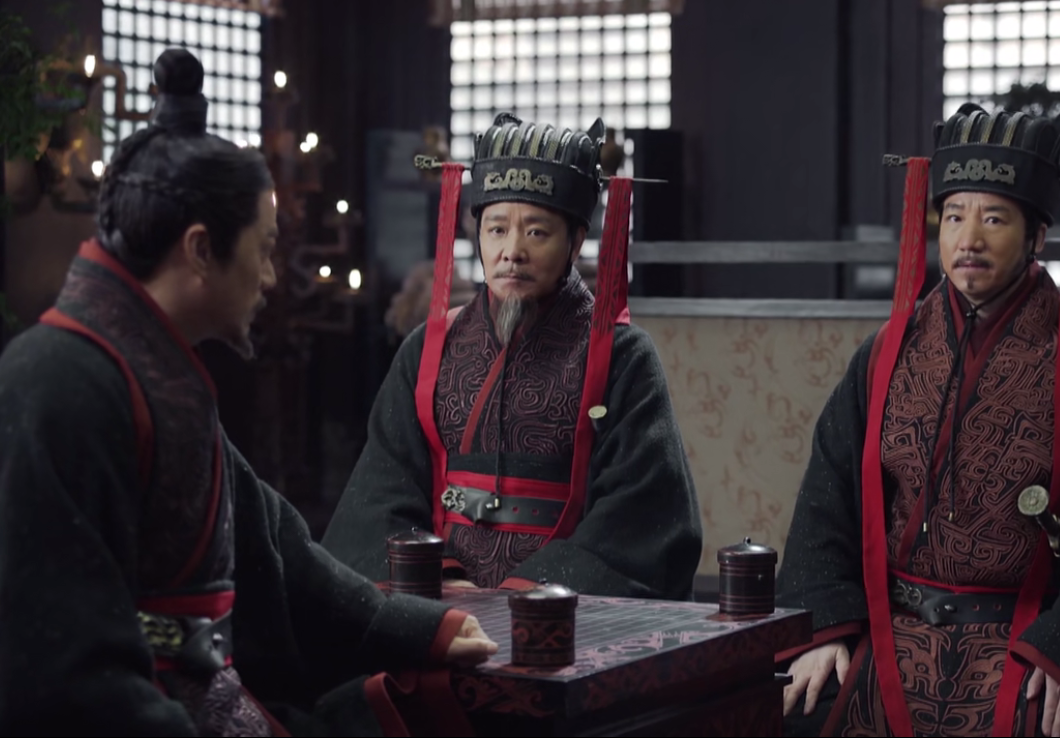 热播,姚贾这个角色出场较早,早在吕不韦担任秦国相邦时,姚贾就已经在