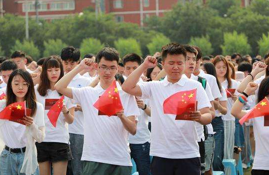 IT界4所“顶尖”邮电大学，北邮排第一，这所大学第二引争议