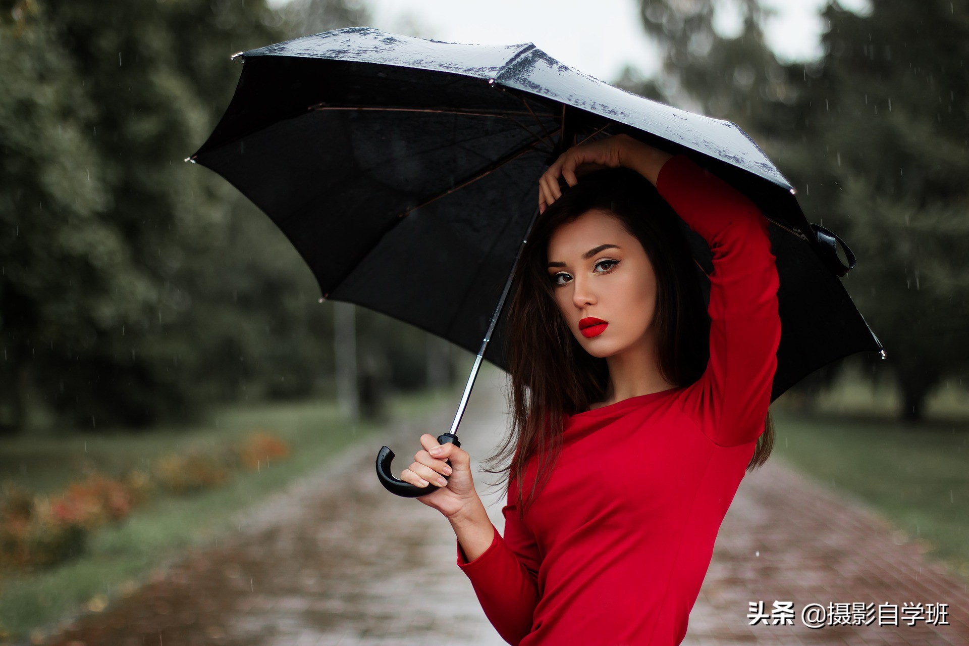 雨季已来到，雨天摄影技巧已为你准备好，拍情绪拍好看全用得着