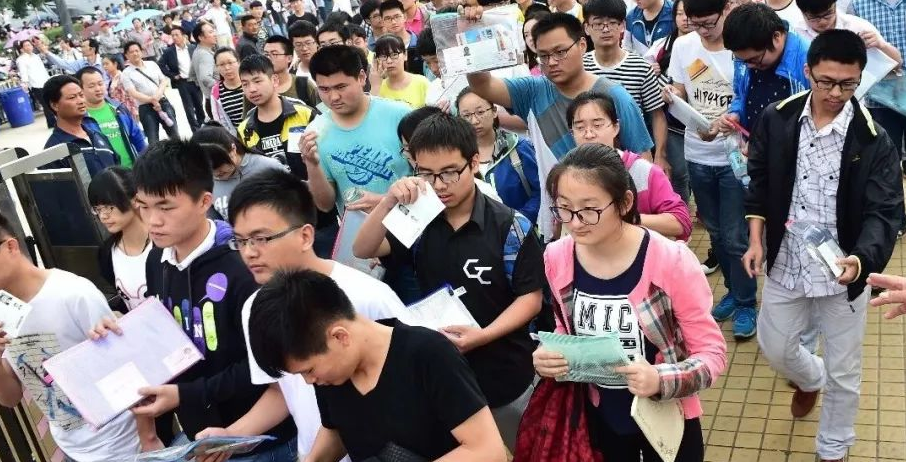 各省“高考难度”排行榜出炉，河北位居第三，河南再次夺魁