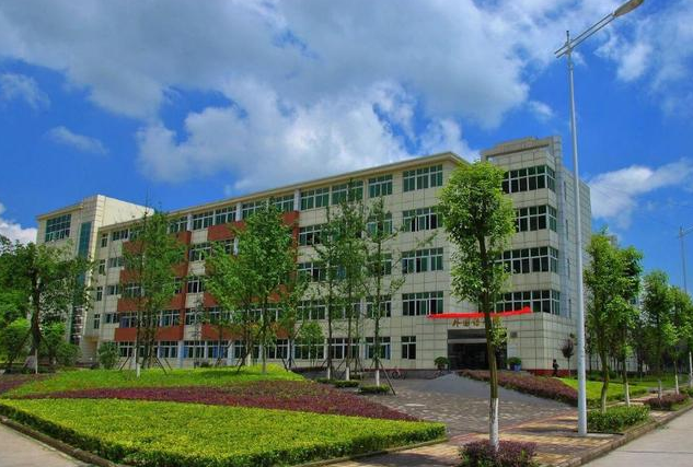 重庆2所“顶尖”师范类大学，其中既是211，也是袁隆平的母校