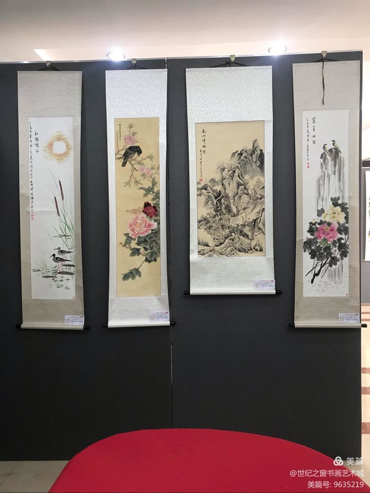 本市热点：抚顺第二届女子书画展拉开帷幕