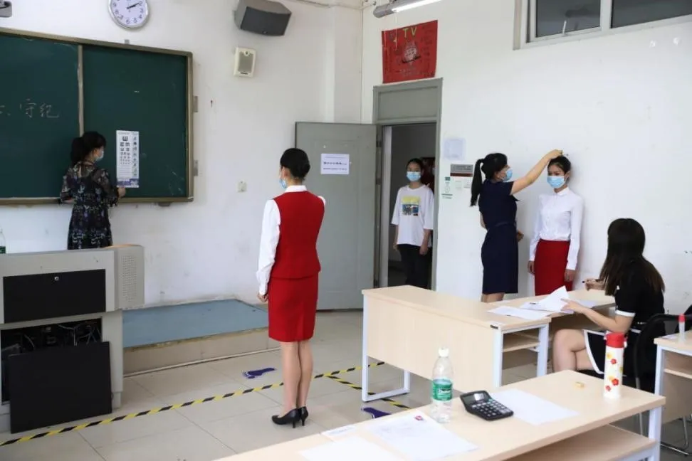 仅次于高考人数，四川20万高三学子在88个考点参加“小高考”