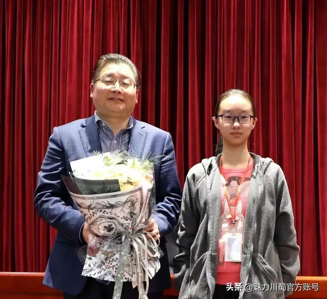 秋风吹皱一江水，中医素问半辈生：中医药文化走进科学城一中校园