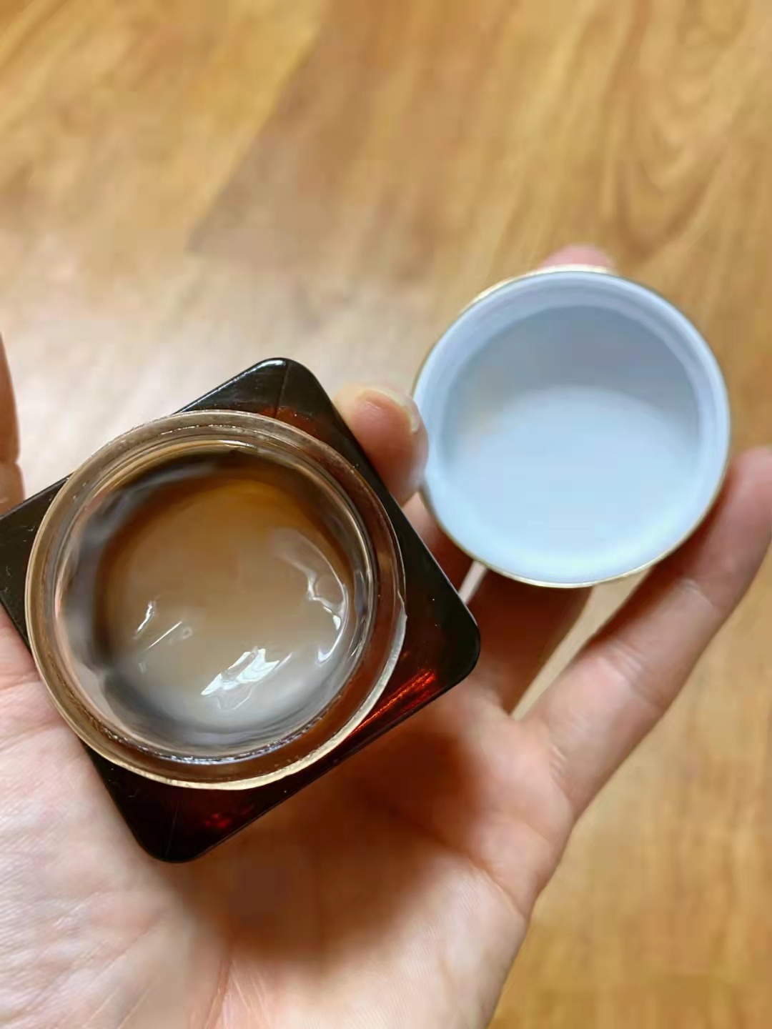 为什么雅诗兰黛、兰蔻如此受欢迎？主要是因为以下几点