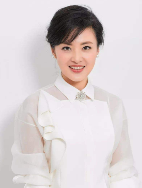 周涛年轻时照片大曝光!原来她年轻时是另一种美