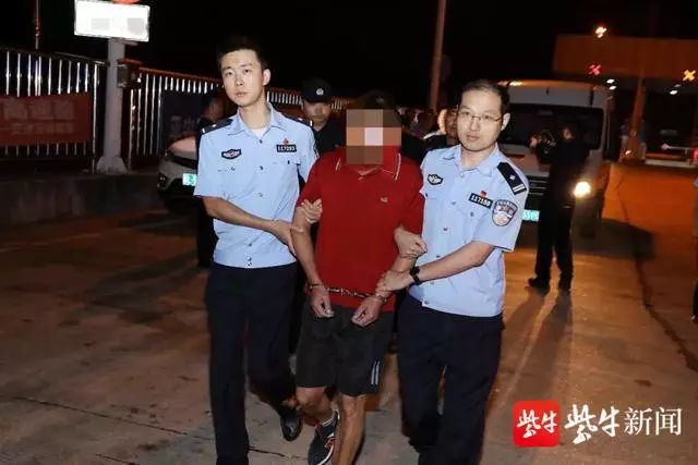 出租车司机和妻子被捅数十刀并抛尸！25年后嫌犯被抓，已将命案忘得一干二净