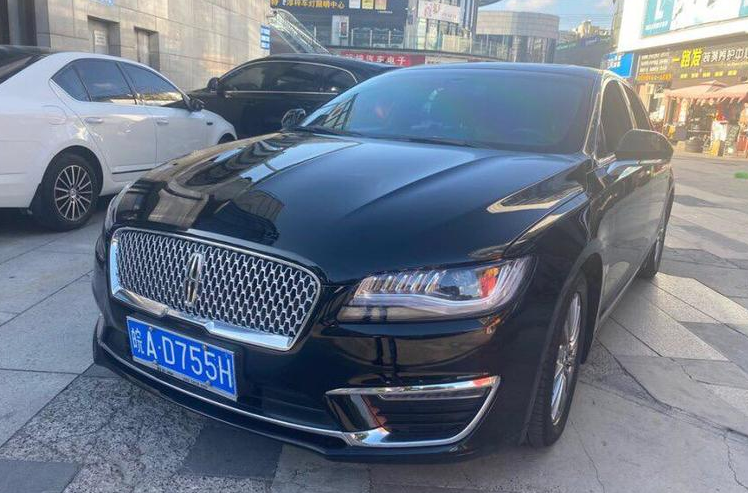 试驾林肯MKZ 2.0T尊享型，配2.0T引擎悬架支持软硬调校！