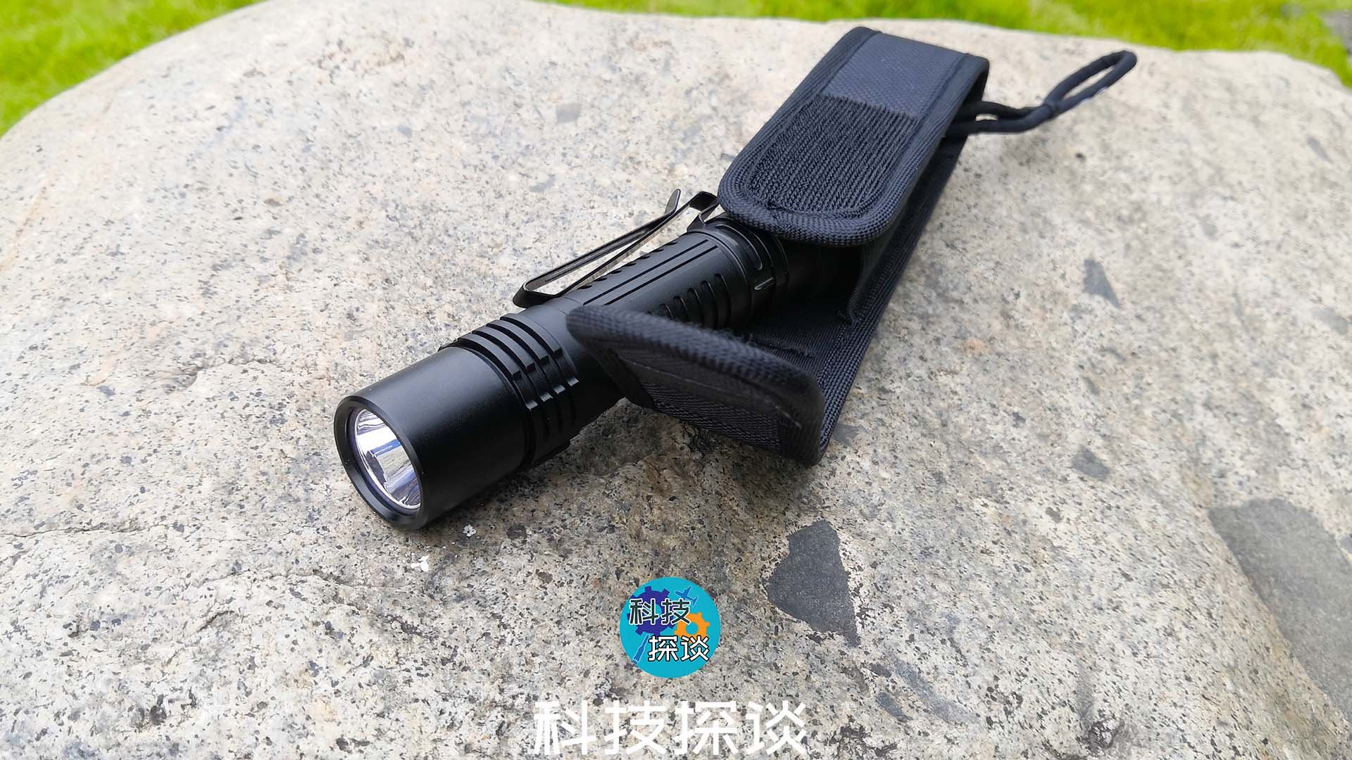 1000流明照明利器，迈极炫MOD20B便携式手电筒