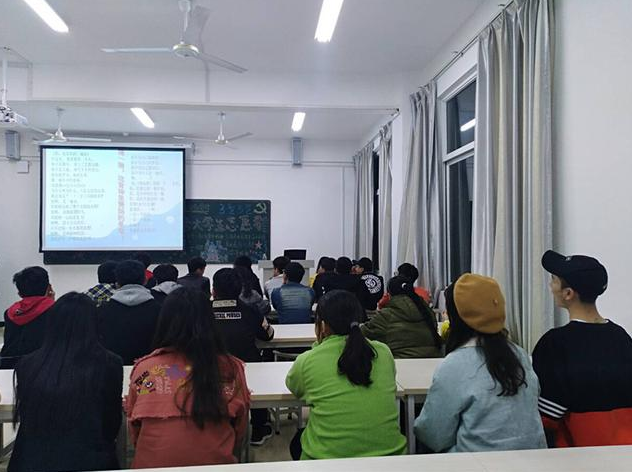 男多女少？教育部数据告诉你真实的高校性别比例，网友：不敢相信