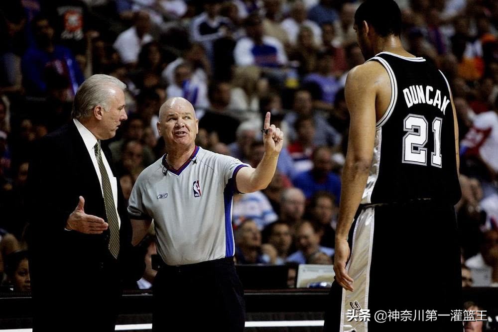 nba为什么又停赛(当年克劳福德被无限期禁赛，为何五个月后又重新吹罚比赛？)