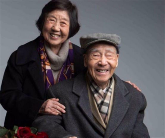 86岁癌症翻译家许渊冲：医生断言活不过7年，今年已100岁