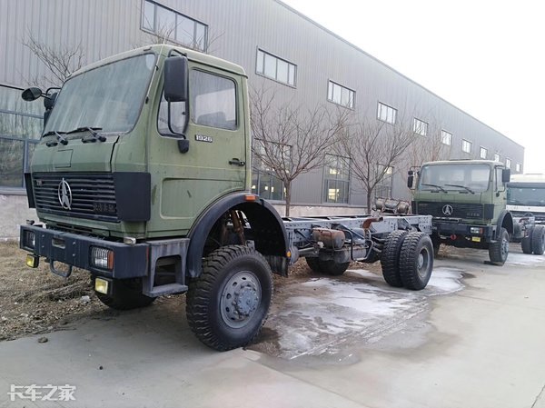 德国奔驰技术,底盘可靠内饰实用,详解北奔ng80 6x6军用卡车