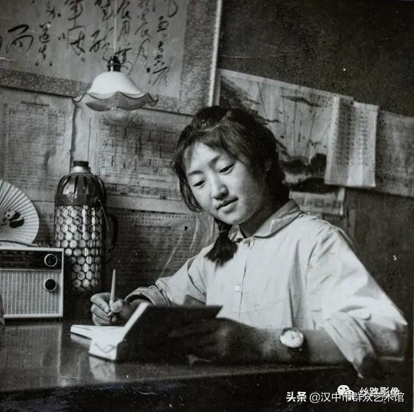 在线展览‖第八届 “ 阅 · 读 ”陕西省阅读摄影展 入选作品(二)