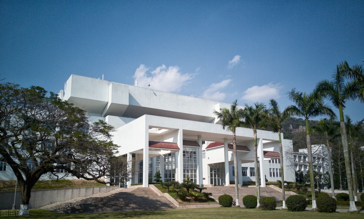 解读广东的四所好大学，特色明显，多数学生毕业去了一线大城市