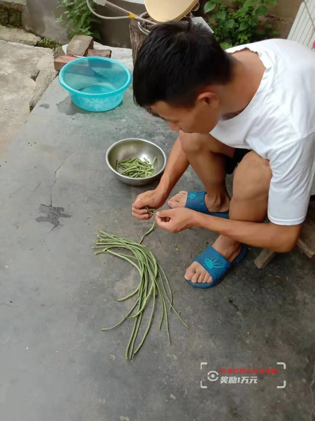 争气！爷爷带大的孩子考上重点大学，希望利用空余时间帮助更多人