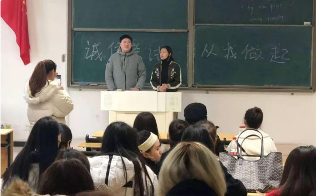 上大学期间，一旦有挂科或重修就会被记入档案？后果比你想得严重