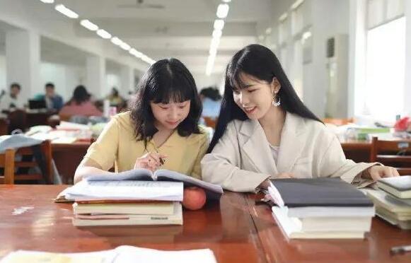 二本学校中的“大学”和“学院”，谁的实力更强？与你想的不一样