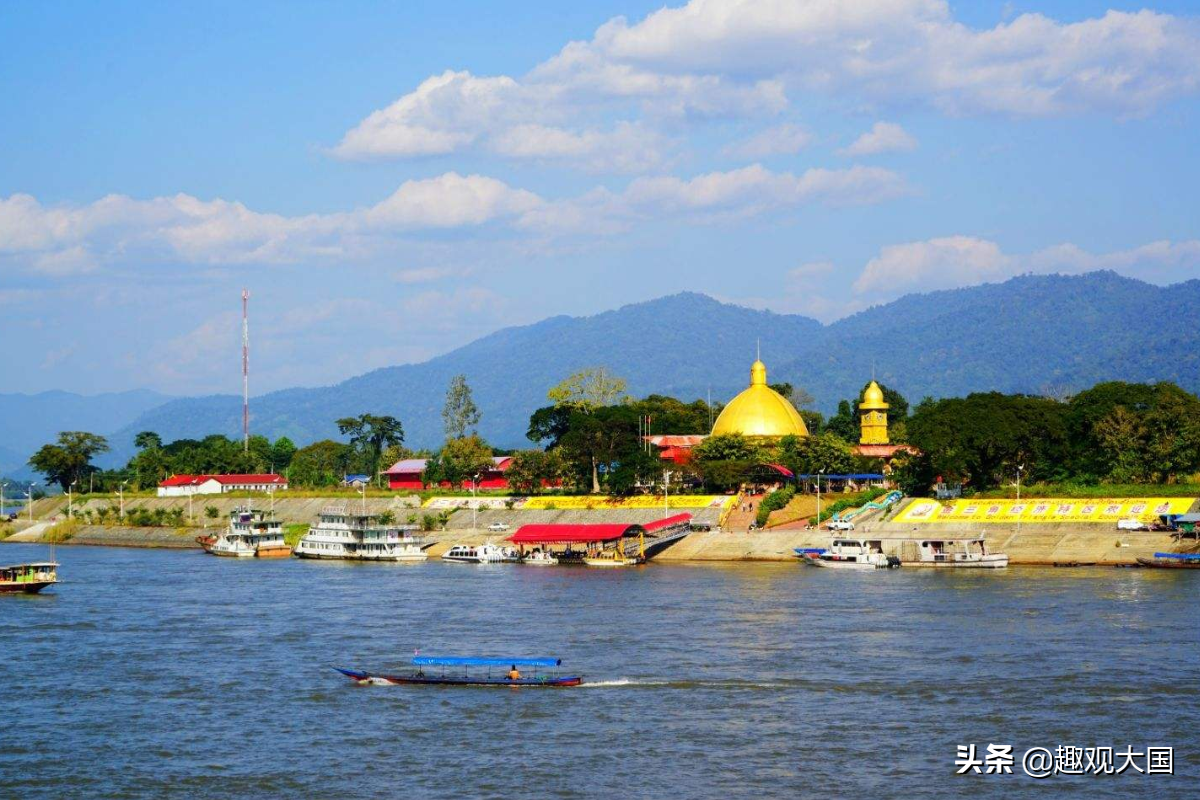 金三角地区位于老挝,泰国,缅甸三国的交界地带,这里交通闭塞,山脉高低