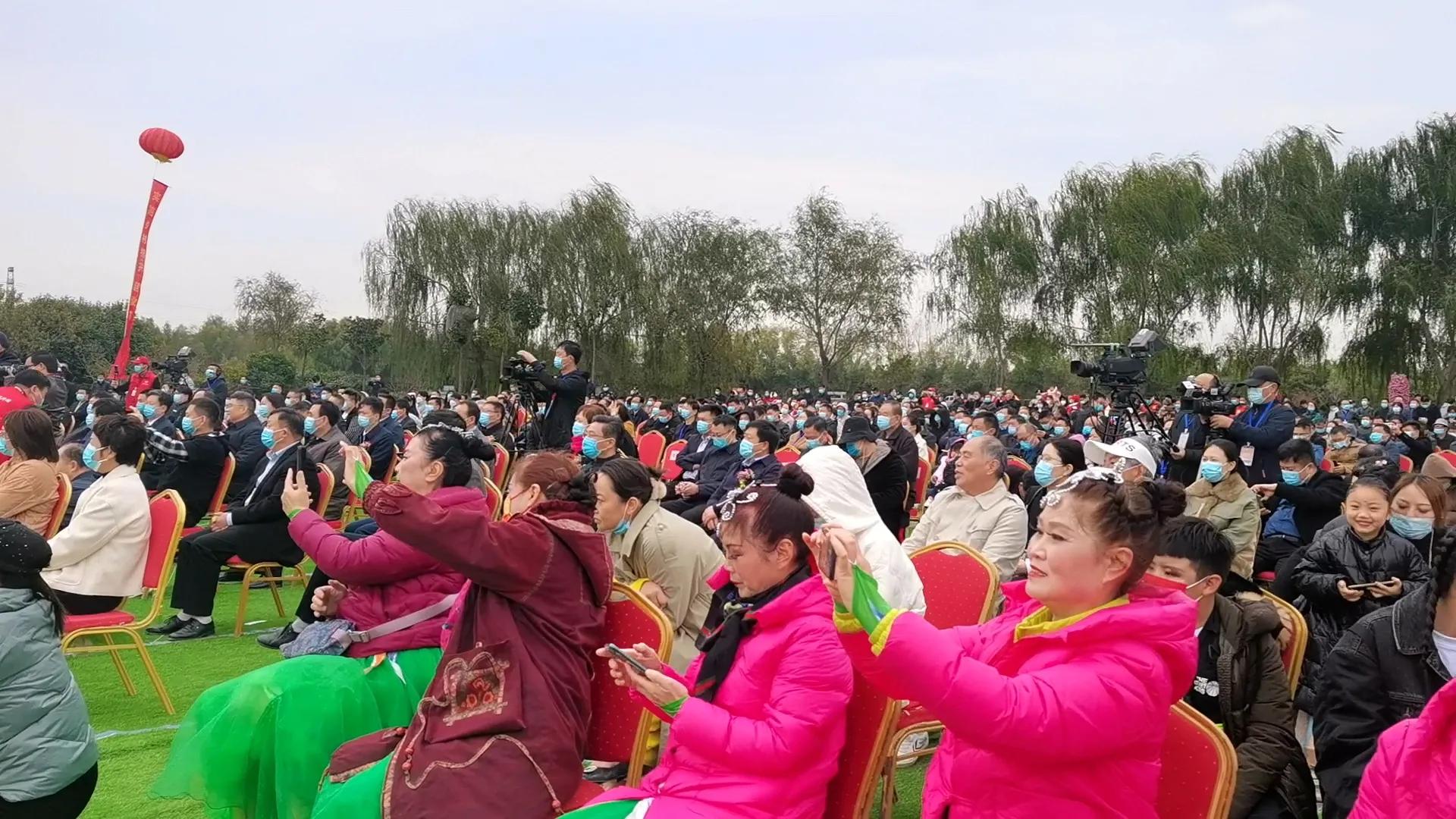 ǧ�ջ��� �������ѡ����й��������39��ջ��Ļ���ͨ���ֻ᳡��Ļ