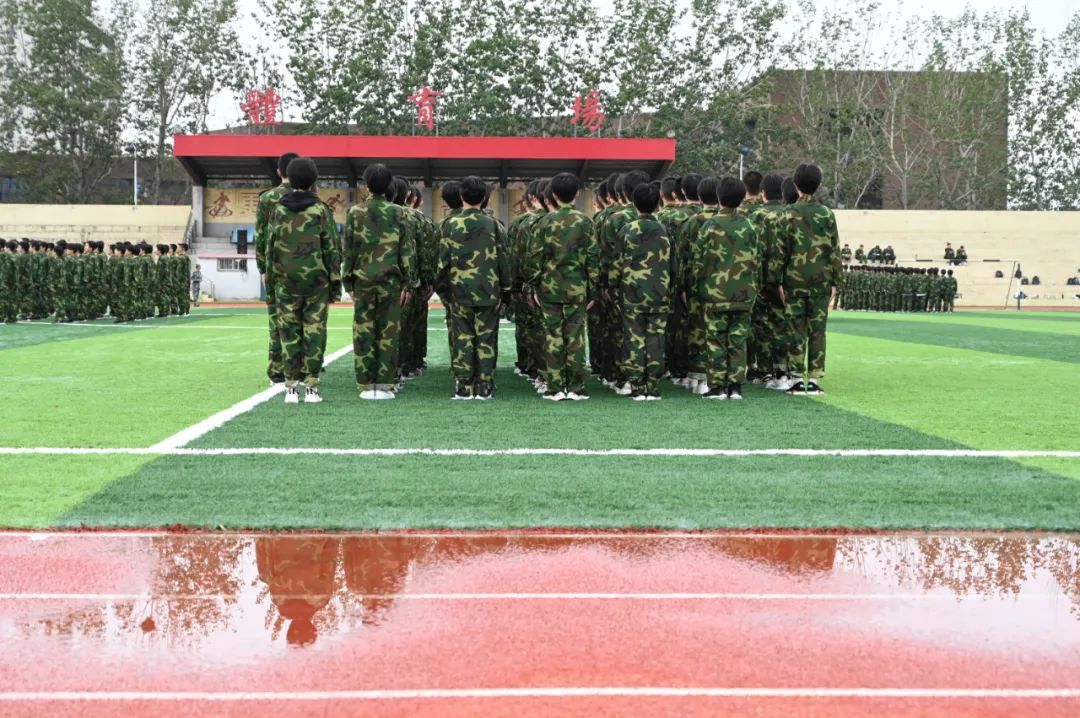 身着迷彩，英姿飒爽！清徐县徐沟中学高一新生军训剪影