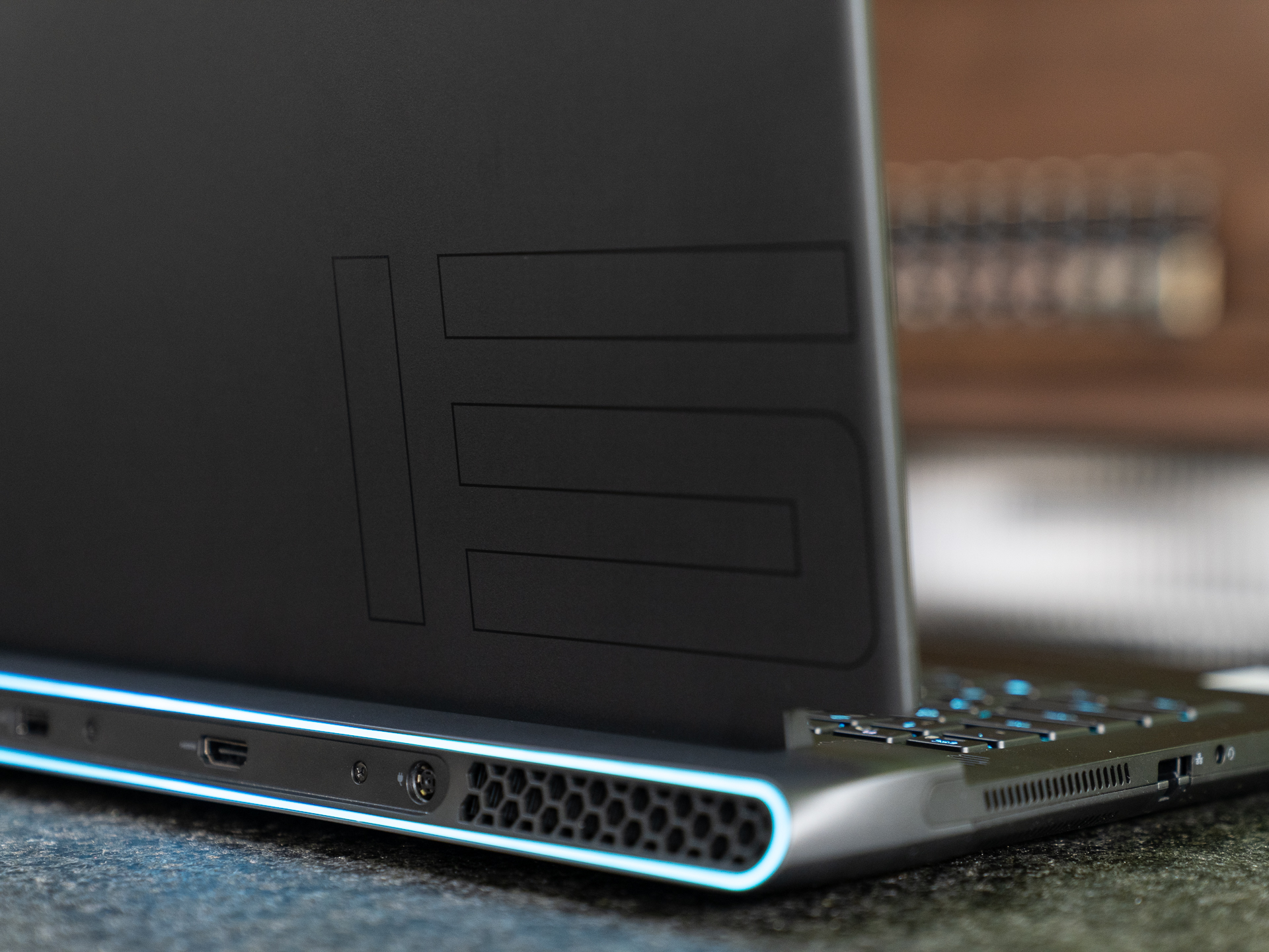 玩家的终极梦想，一旦拥有就能大作畅玩的Alienware m15 R6