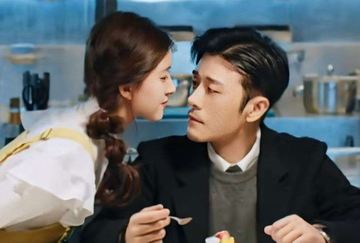 赵露思花式接吻：郑业成转圈吻，丁禹兮豌豆吻，与他接吻5小时