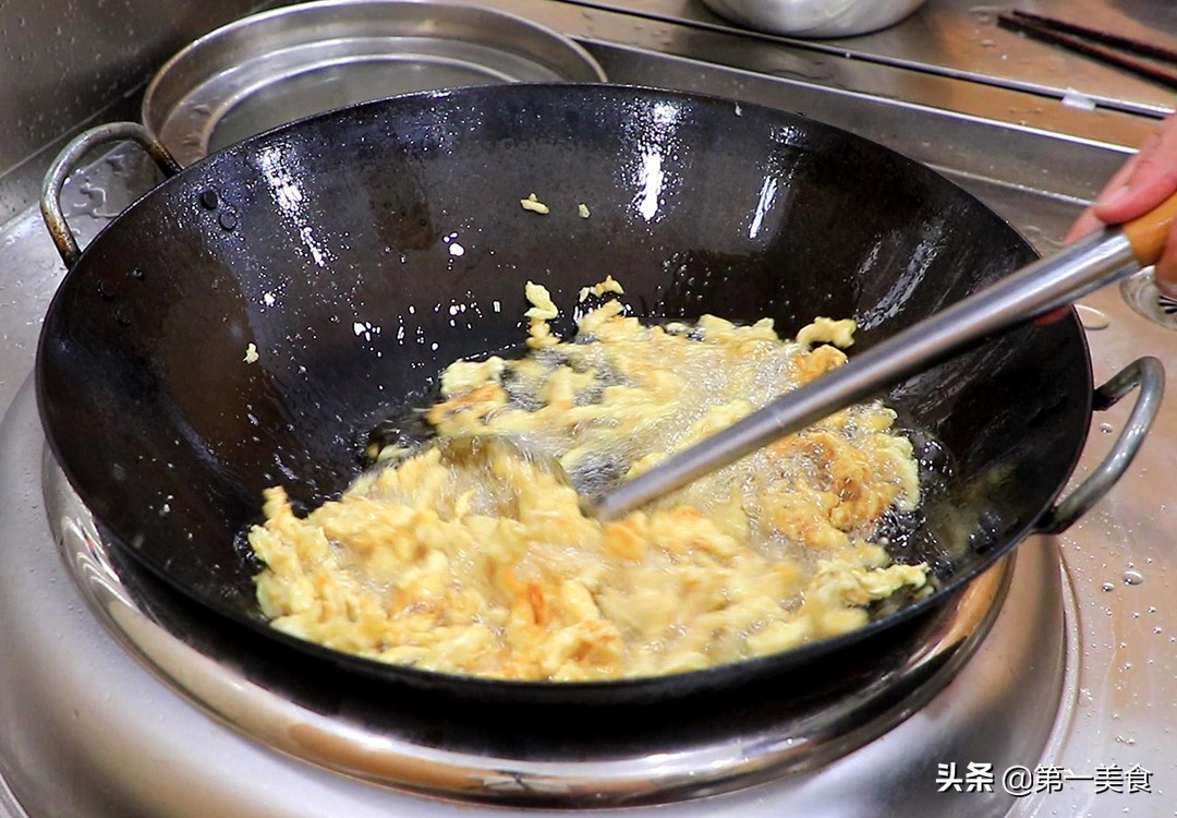 图片[6]-【孜然蘑菇】做法步骤图 香辣入味 酥脆可口-起舞食谱网