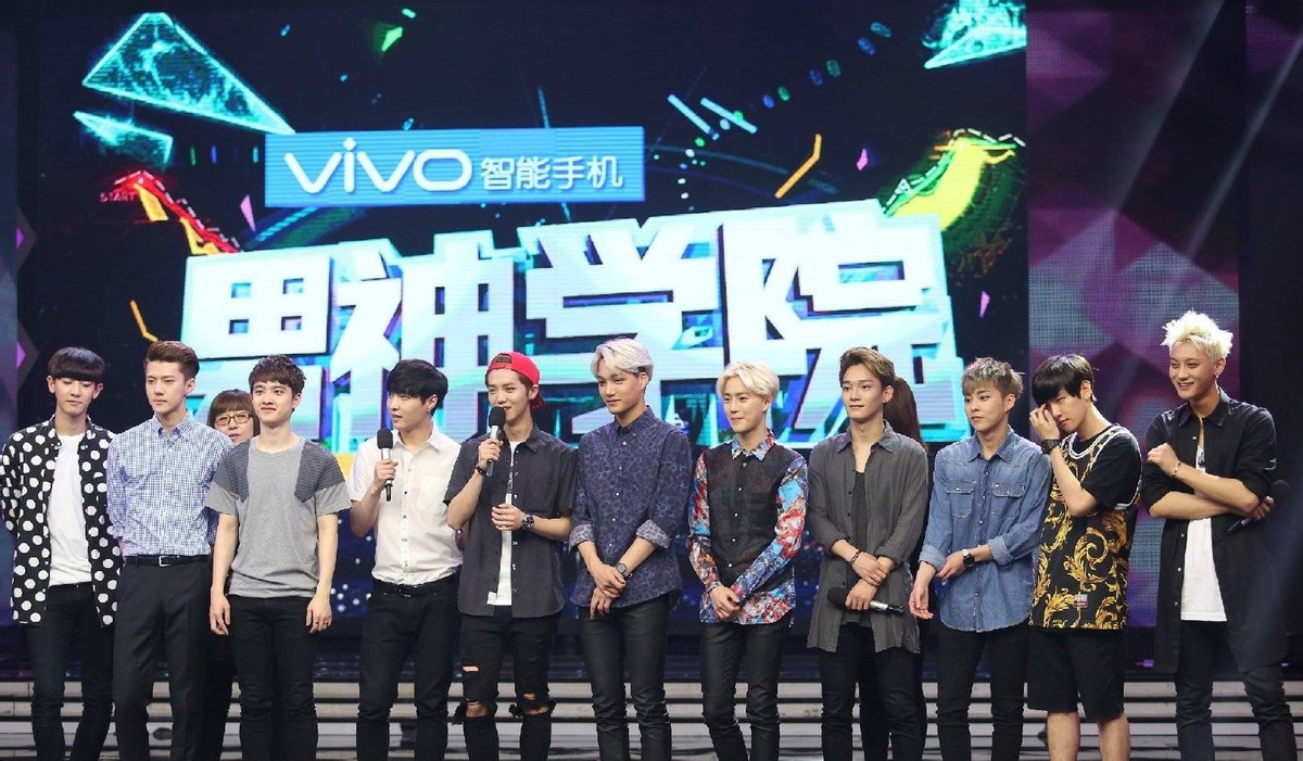 除此之外,还有很多的网友发现,之前exo在国内发展录制的综艺节目