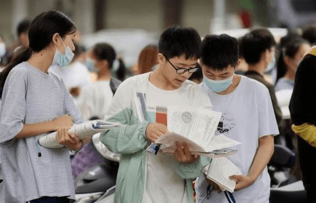 农村出来的大学生，多数混得都不太好？虽然不想承认但却是真的