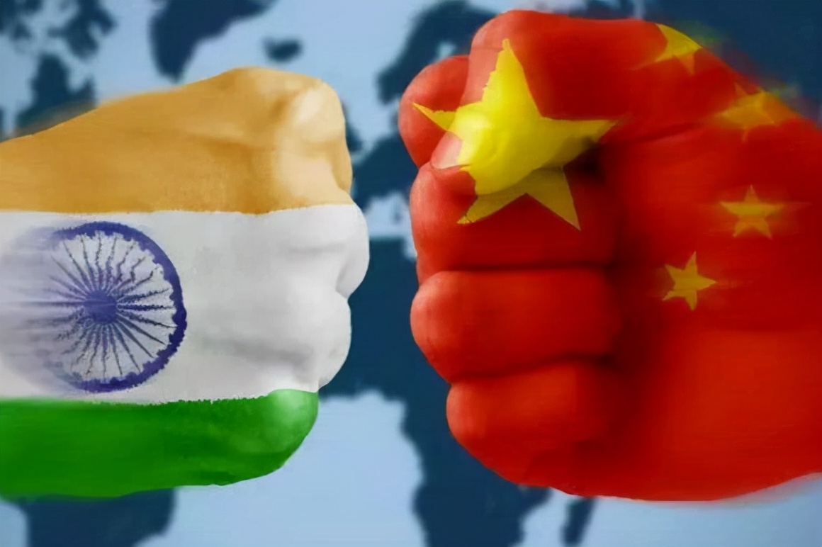 ӡ���ڱ߾�����Ƶ�����ƣ����Ʋ����ֹۣ����һȭ������ð�ȭ��