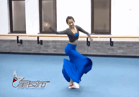 “华为小公主”的一支舞，暴露娱乐圈多少明星的尴尬