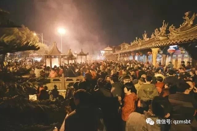 泉州涂门街关帝庙，上香、求签、拜拜的步骤都在这儿了
