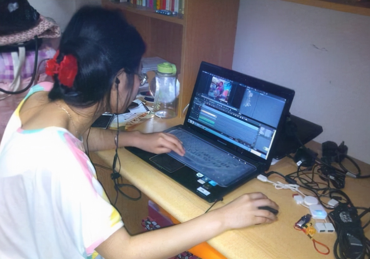 还没开学，准大学生入学开销已经过万，1500的生活费真的够吗