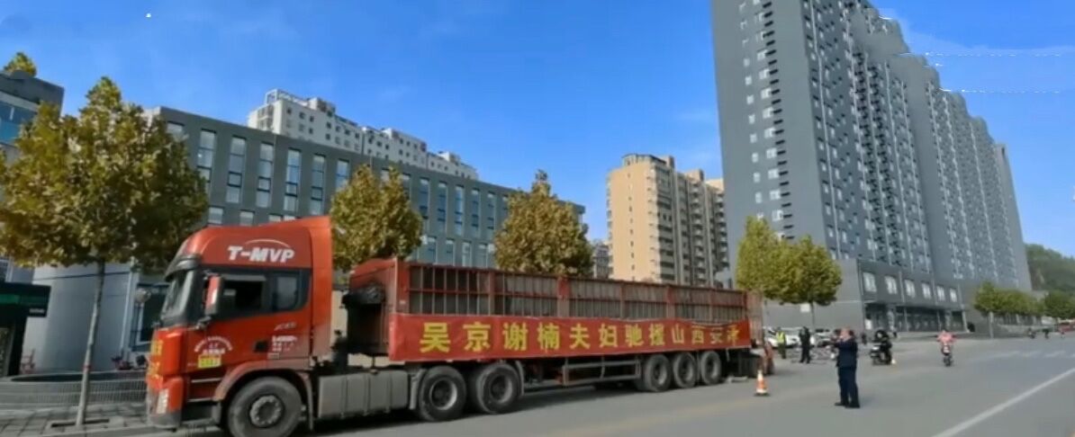 吳京夫婦低調(diào)行善！連夜緊急運(yùn)送物資，一天半將30臺(tái)機(jī)器送達(dá)山西