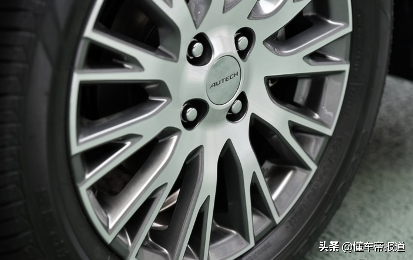 新车 </p><p>　　 约人民币15万起售，轩逸两厢版？日产Note跨界车将发布